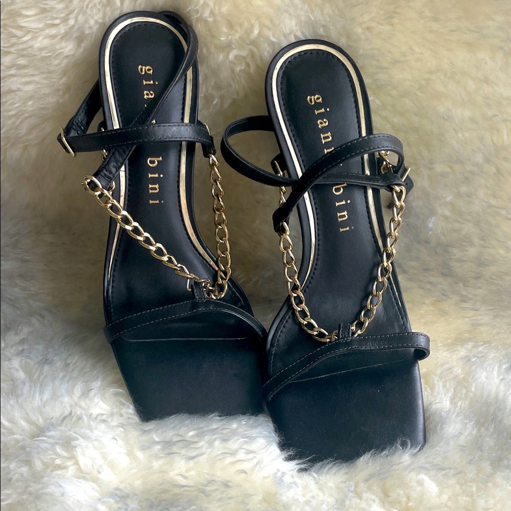 Gianni Bini Black Leather High Heel Strappy Sandals New Size 8.5